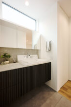 燕市秋葉町4丁目