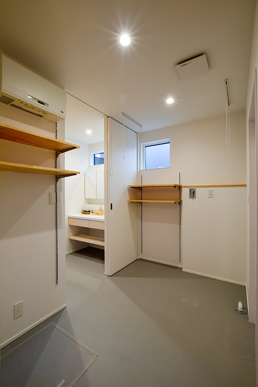 燕市｜弥彦山を望む、環境＆家計に優しいGX型住宅｜モデルハウス見学会【予約制】