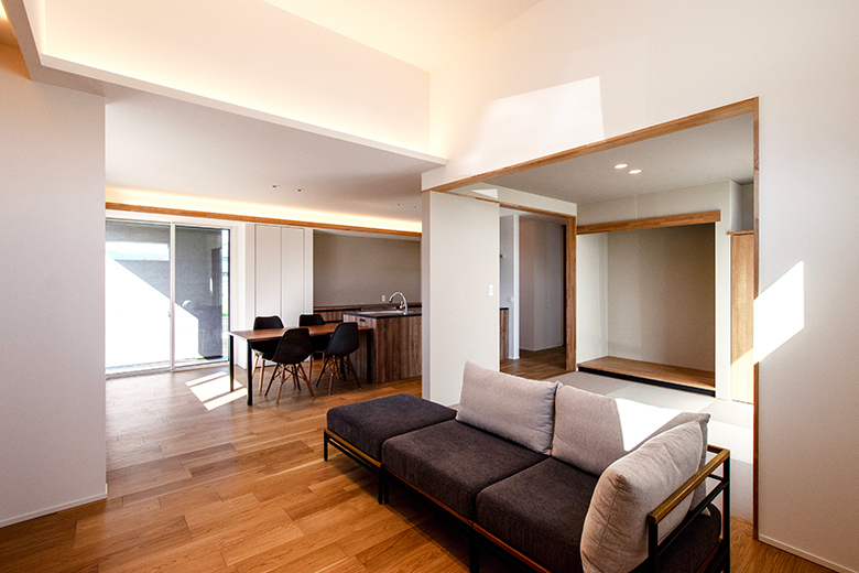 ≪最終見学会≫阿賀野市姥ケ橋モデルハウス｜のどかさと楽しさが共存する、リズムに富んだダブルテラスのある暮らし【予約制】