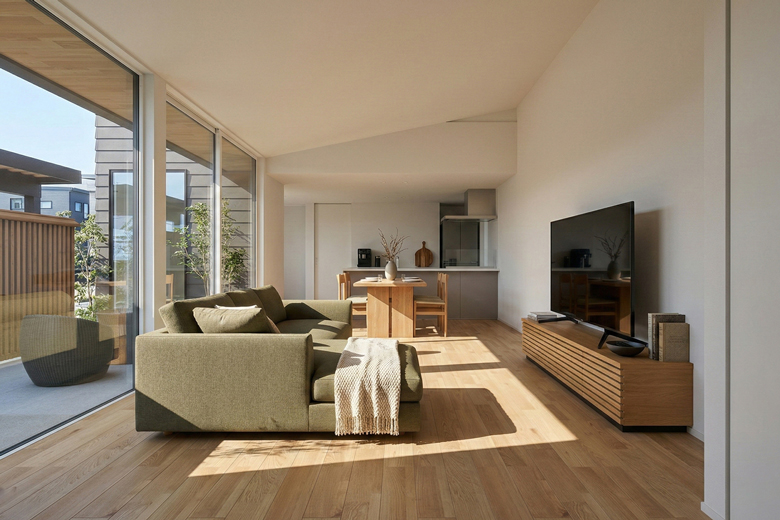 【4/4～公開】長岡市稲保モデルハウス｜中庭を囲むL字プランで、アウトドアを楽しむ暮らし【予約制】