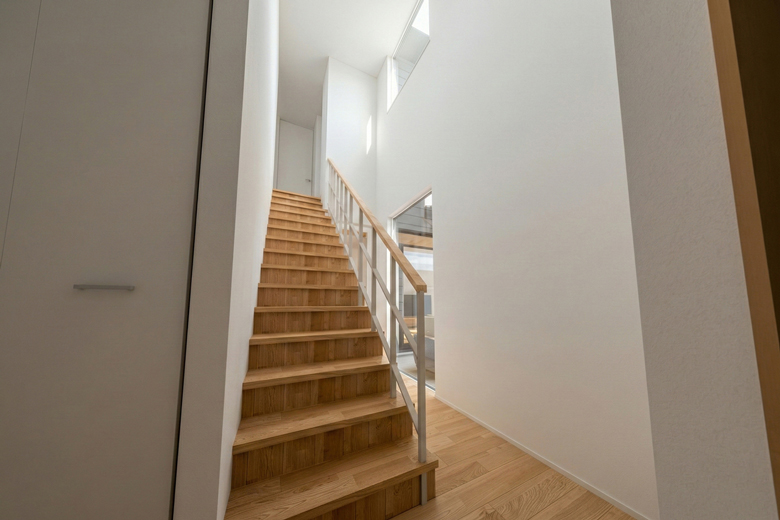 【4/4～公開】長岡市稲保モデルハウス｜中庭を囲むL字プランで、アウトドアを楽しむ暮らし【予約制】