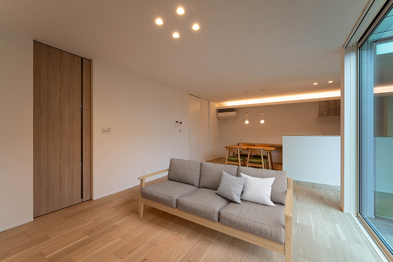 新発田市｜平屋のように暮らす、中庭と回遊動線のあるナチュラルレジデンス｜モデルハウス見学会【予約制】